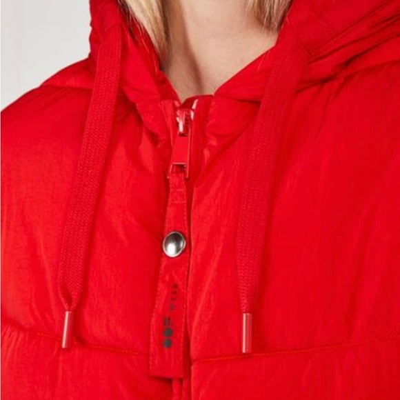 OOF WEAR Oversize Down Jacket NEW - Picture 8 of 13